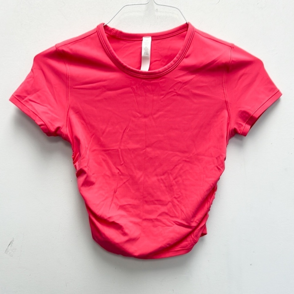 Lululemon ruched tee